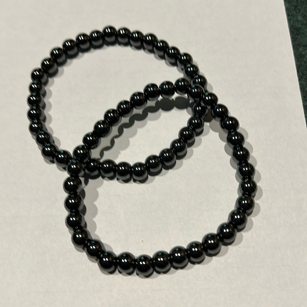6mm Hematite (one) on stretch cord